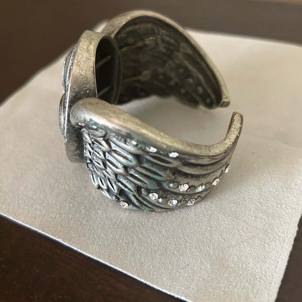 🪽Angel Wing Fleur De Lis Rhinestone Patina Cuff - Picture 6 of 8